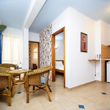 Tanja Apartments Rafailovici Ngoại thất bức ảnh
