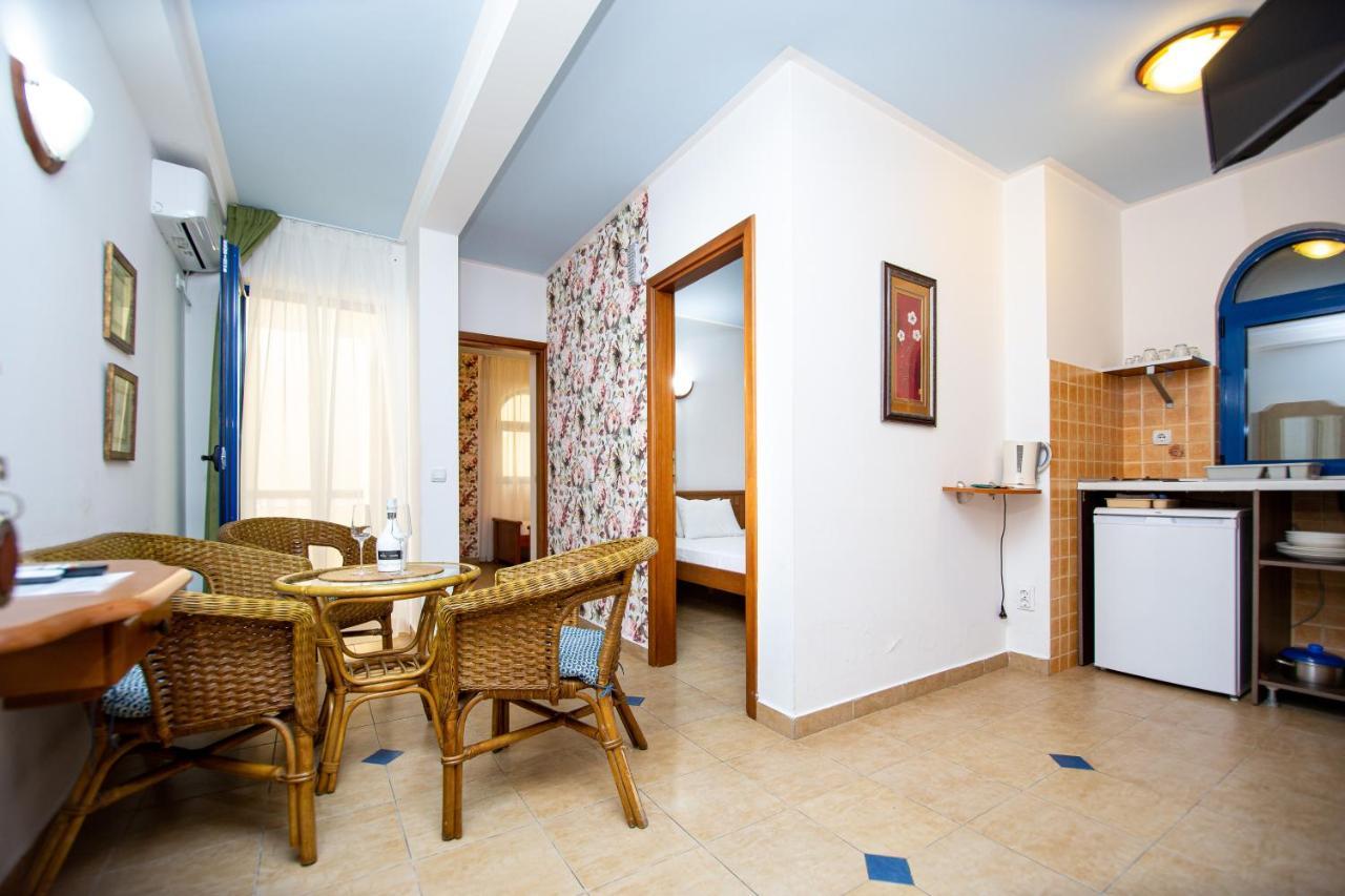 Tanja Apartments Rafailovici Ngoại thất bức ảnh